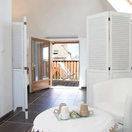 La Grange De Bed & Breakfast Payns
